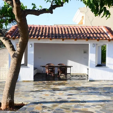 Happinies 2 Holiday home Sourpi