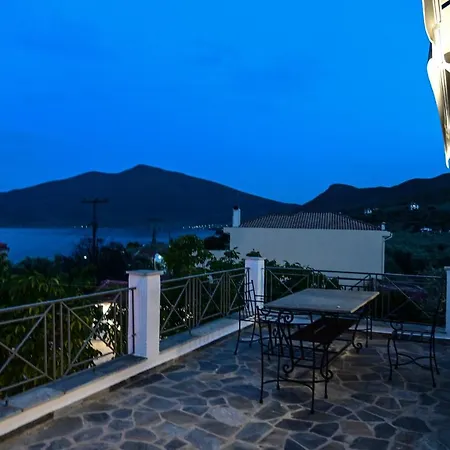 Happinies 2 Holiday home Sourpi